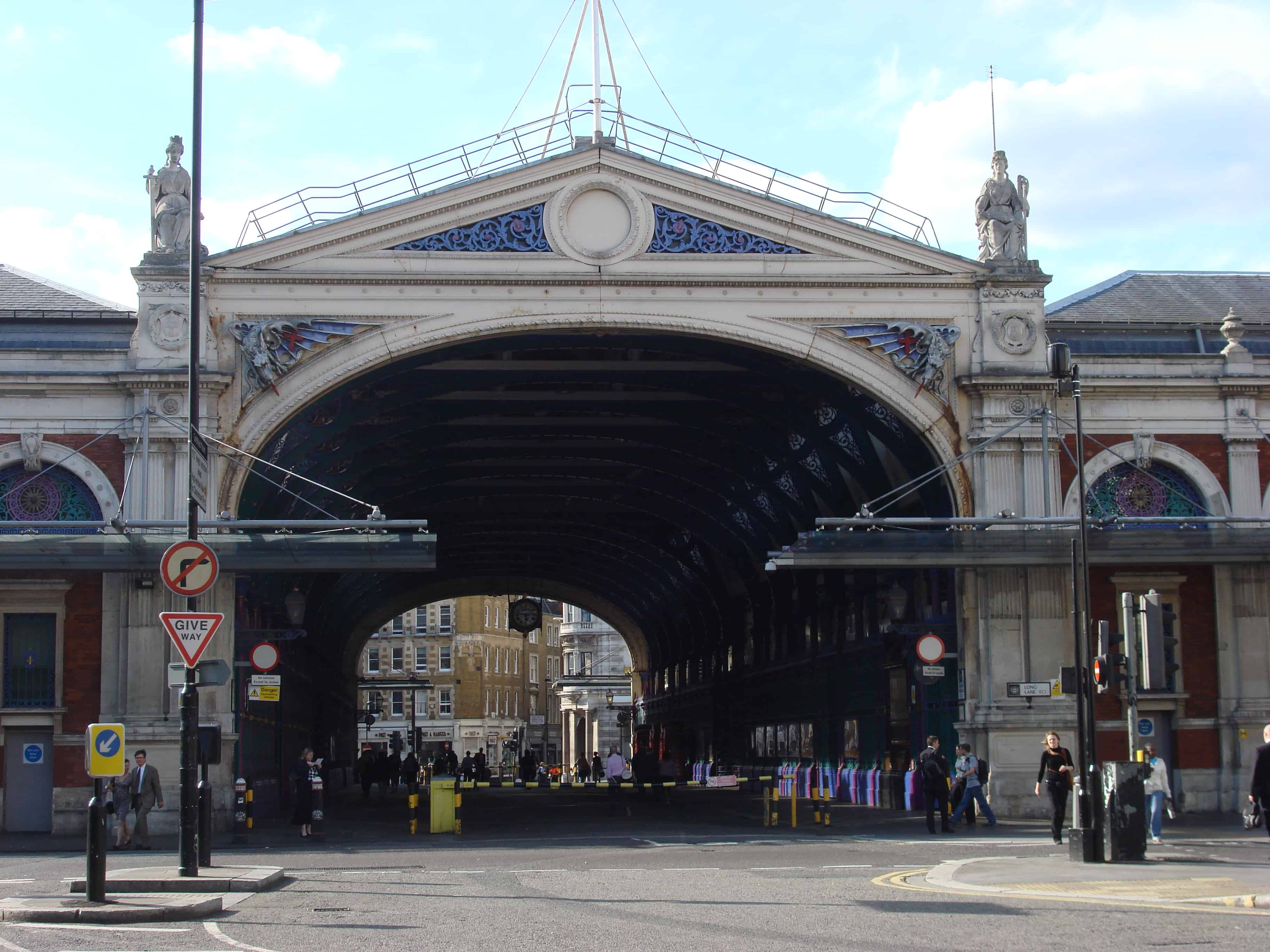 Grand Avenue Smithfield Market